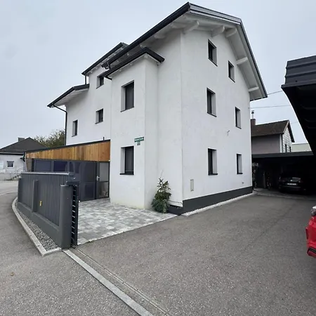 Apartamento Moderne Bahnhof Naehe