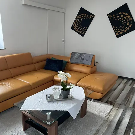 アパート Moderne Bahnhof Naehe