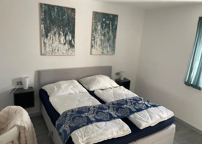 Moderne Bahnhof Naehe