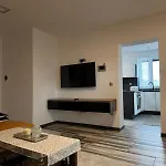Moderne Bahnhof Naehe Apartament