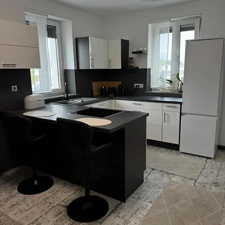 Moderne Bahnhof Nähe