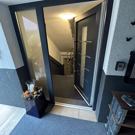 Moderne Bahnhof Nähe Braunau am Inn