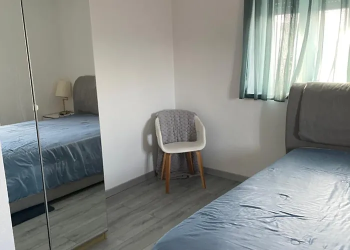 Moderne Bahnhof Naehe Διαμέρισμα